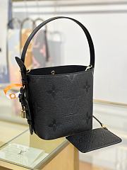 LV x TM ALL IN BB black  18*16*12CM - 4