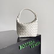 	 Bottega Veneta Shoulder white bag 776781-13.5x5x17cm - 1