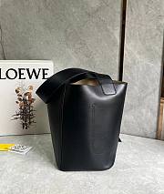 Loewe  Pebble bucket bag black  24.5*23.5*28cm - 4