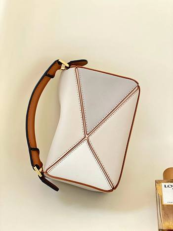 Loewe puzzle mini bag 18*7.5*12cm