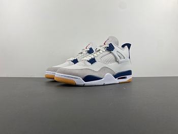 Jordan 4 Retro SB Navy DR5415-100