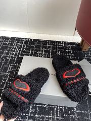 Balenciaga Furry Heart Slide Black - 2