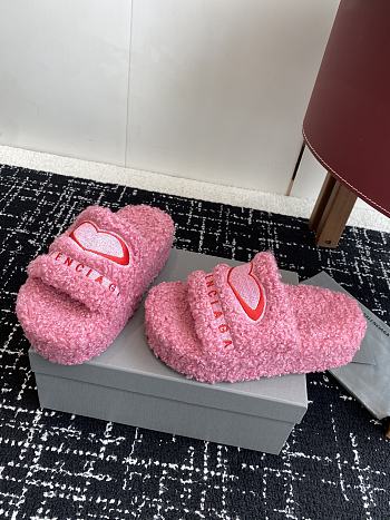 Balenciaga Furry Heart Slide Pink