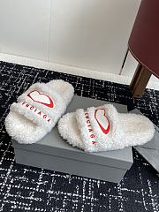 Balenciaga Furry Heart Slide White - 1
