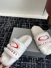 Balenciaga Furry Heart Slide White - 2