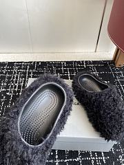 Balenciaga Furry Slide 03 - 4