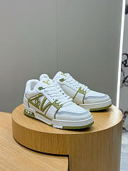 Louis Vuitton Trainer Sneaker 15 - 4
