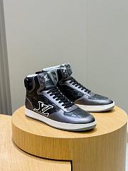 Louis Vuitton High-top sneakers 04 - 4