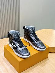 Louis Vuitton High-top sneakers 04 - 2