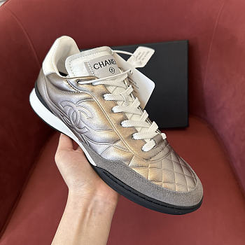 Chanel sneaker 02