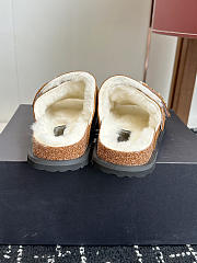 LV plush slippers 03 - 4