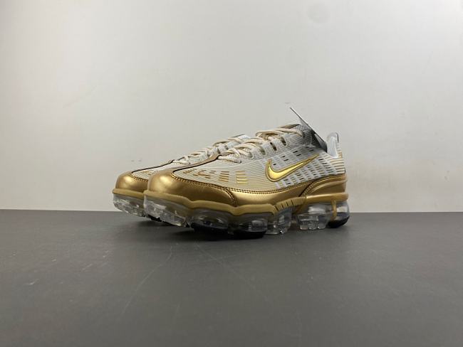 Nike Air VaporMax 360 'White Metallic Gold'  CK9670-101 - 1