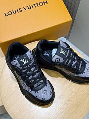 LV Classic Sneaker - 2