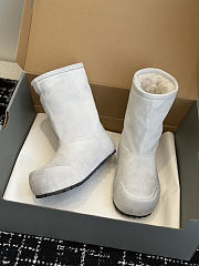 Balenciaga white snow boot - 2