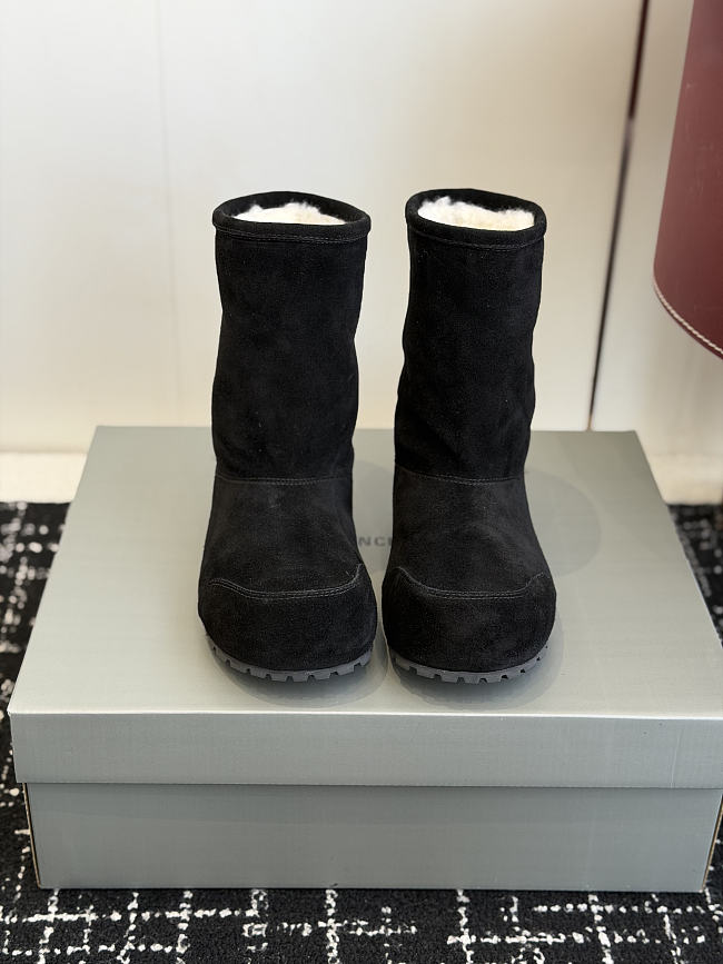 Balenciaga black snow boot - 1