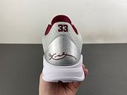 Nike Kobe 5 Protro “Lower Merion Aces” IM0557-001 - 3